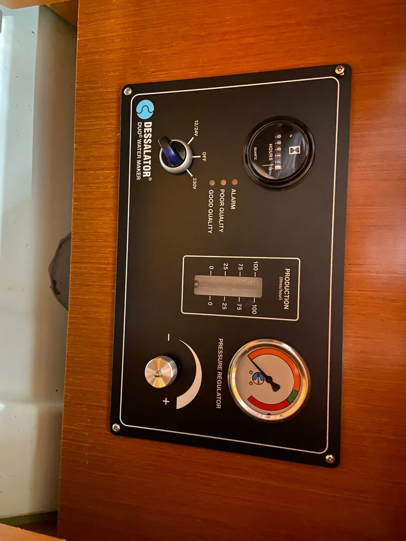 Slide: The Image of Beneteau Oceanis 58 2012 - 42