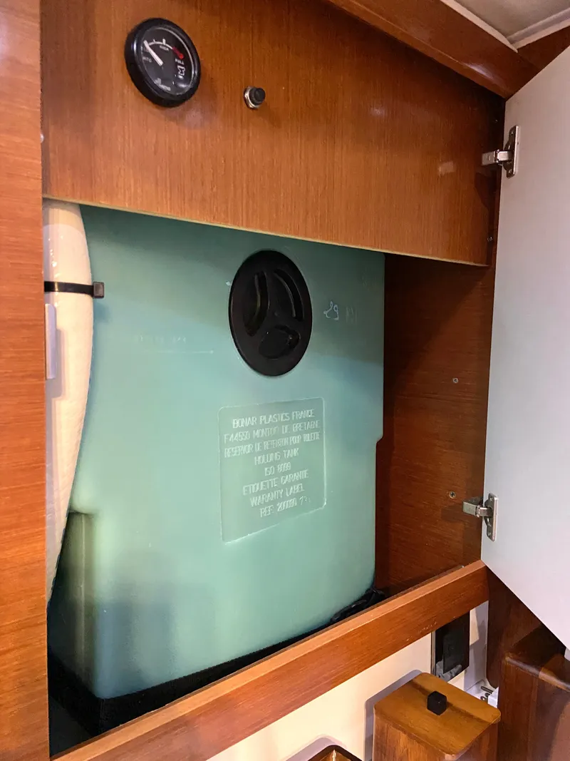 Slide: The Image of Beneteau Oceanis 58 2012 - 43