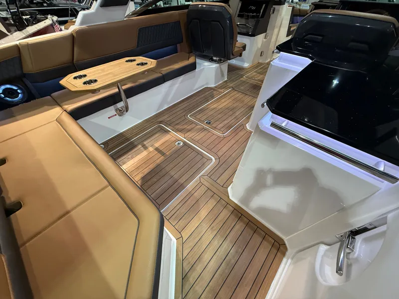 Slide: The Image of Cobalt R33 2026 - 775