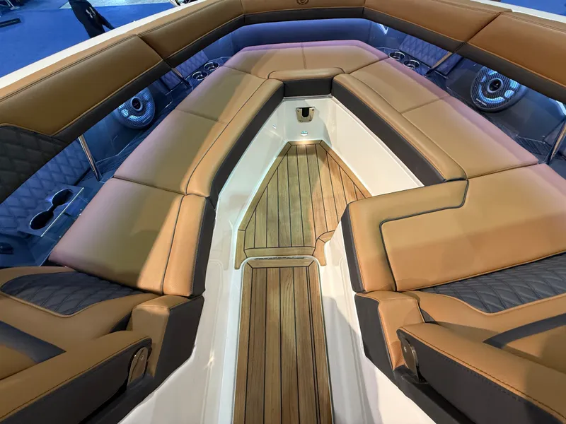 Slide: The Image of Cobalt R33 2026 - 877