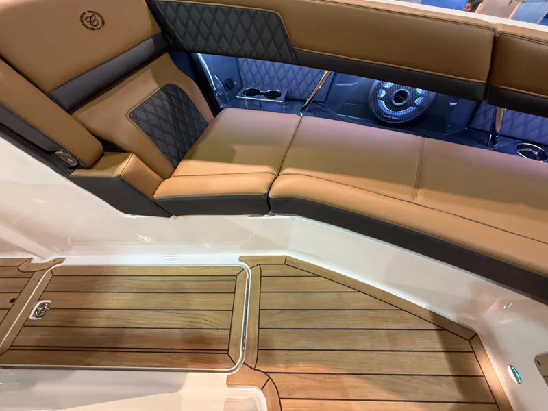 Slide: The Image of Cobalt R33 2026 - 913