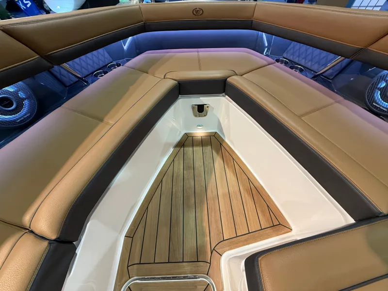 Slide: The Image of Cobalt R33 2026 - 894