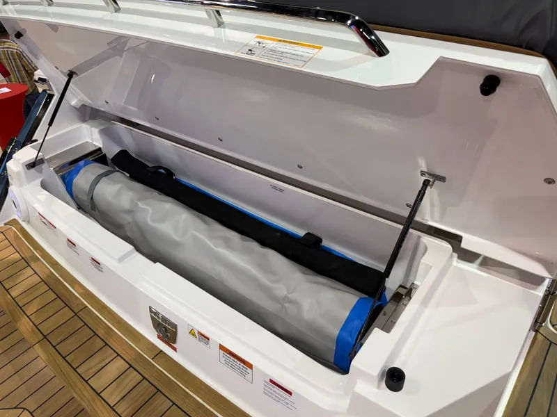 Slide: The Image of Cobalt R33 2026 - 1046