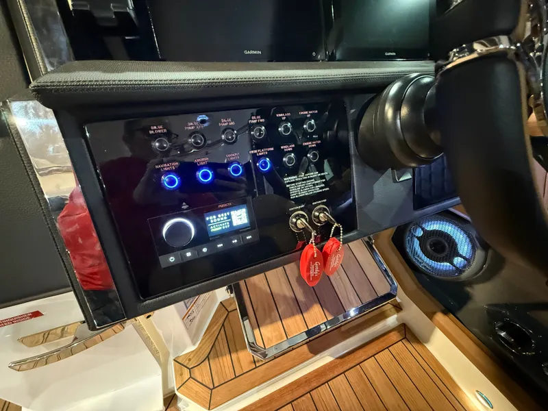 Slide: The Image of Cobalt R33 2026 - 968