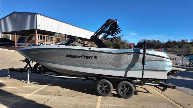Slide: The Image of MasterCraft X24 2022 - 5