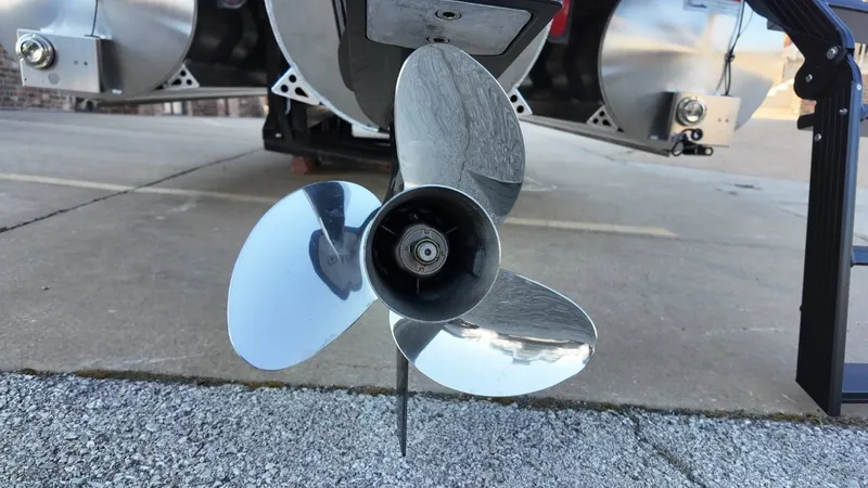 Slide: The Image of Barletta Cabrio 22UC 2026 - 13