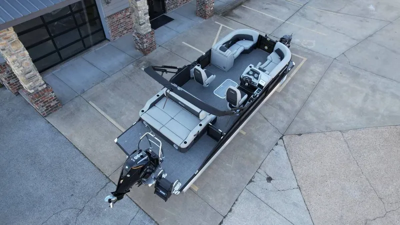 Slide: The Image of Barletta Cabrio 22UC 2026 - 14