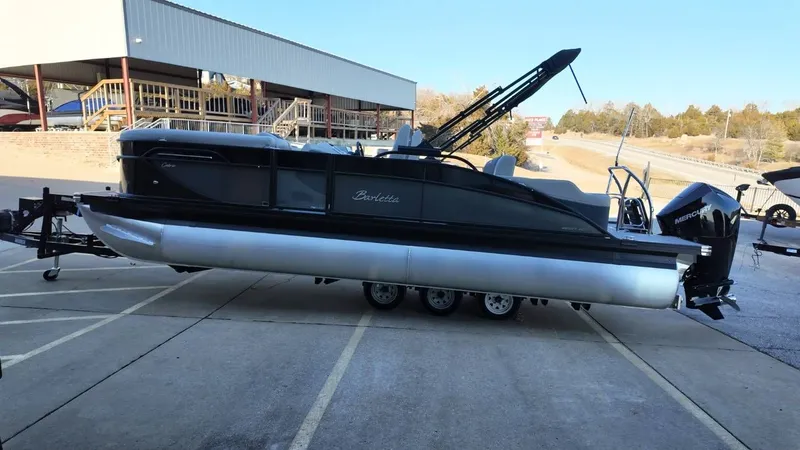 Slide: The Image of Barletta Cabrio 22UC 2026 - 19