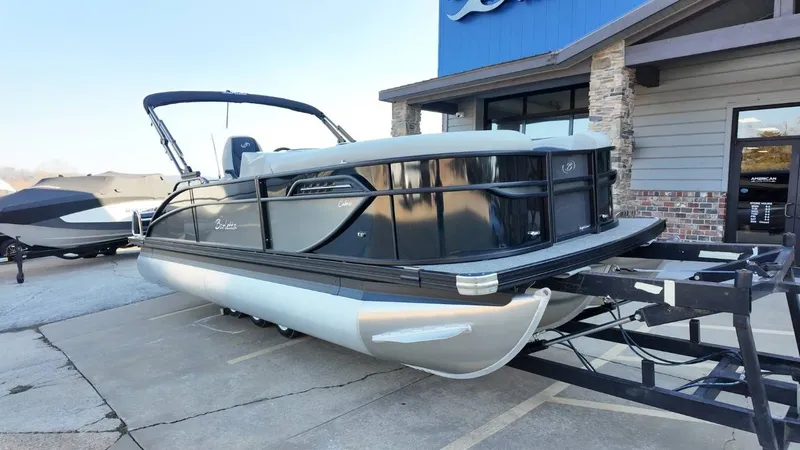 Slide: The Image of Barletta Cabrio 22UC 2026 - 24