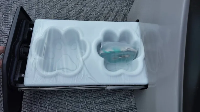 Slide: The Image of Barletta Cabrio 22UC 2026 - 34