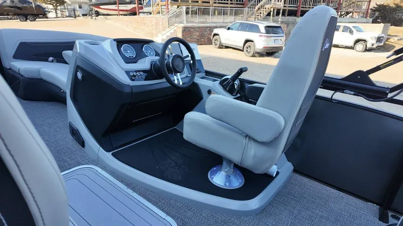 Slide: The Image of Barletta Cabrio 22UC 2026 - 42