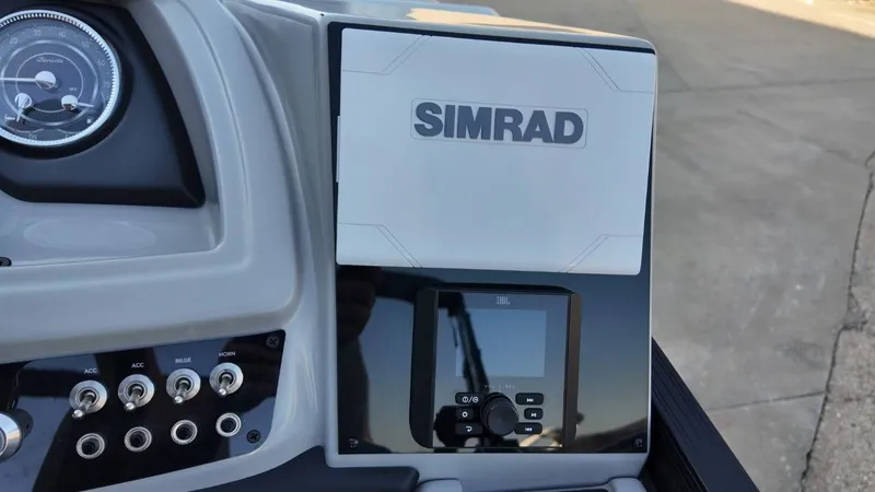 Slide: The Image of Barletta Cabrio 22UC 2026 - 48