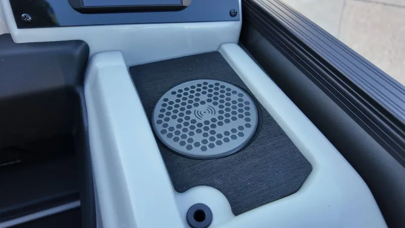 Slide: The Image of Barletta Cabrio 22UC 2026 - 52