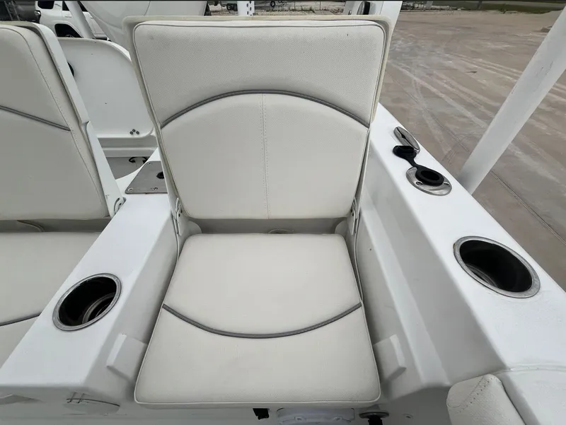 Slide: The Image of Sea Hunt BX25FS 2023 - 26