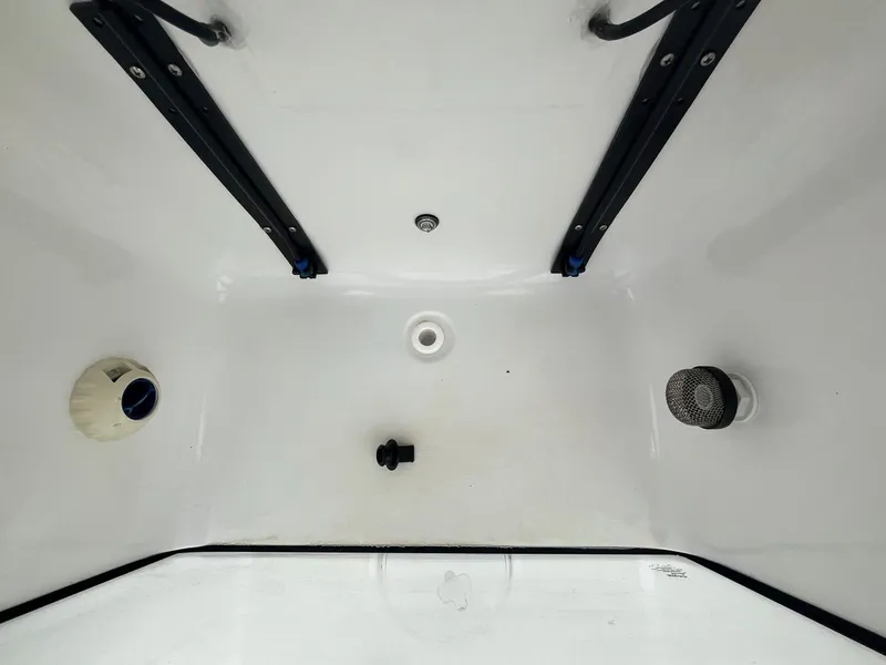 Slide: The Image of Sea Hunt BX25FS 2023 - 32