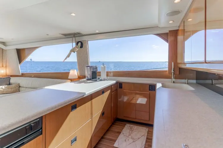 Slide: The Image of 1999 Viking Enclosed Bridge - Image 20 - 20