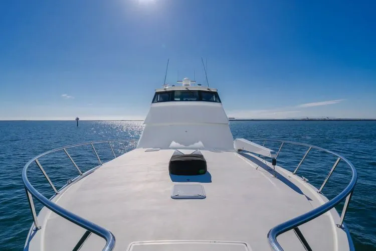 Slide: The Image of 1999 Viking Enclosed Bridge - Image 38 - 38