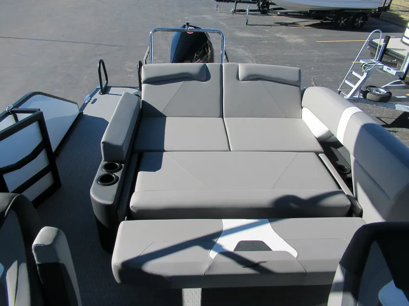 Slide: The Image of Evotti 523CS 2026 - 5