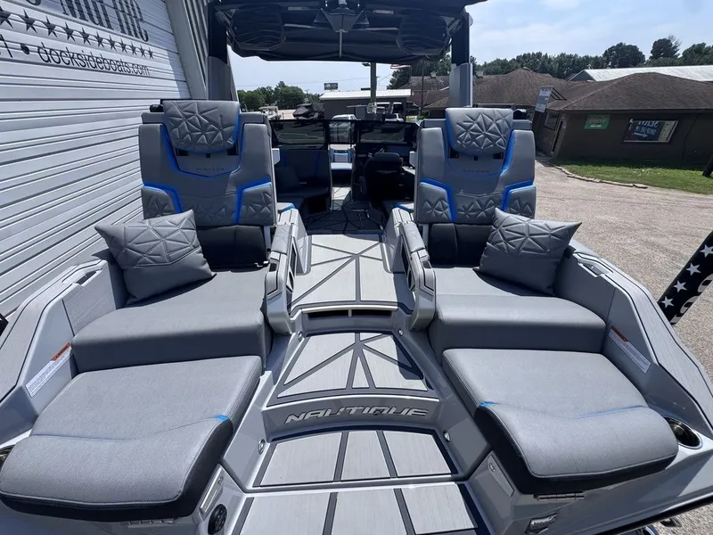 Slide: The Image of Nautique Super Air Nautique G23 Paragon 2026 - 8