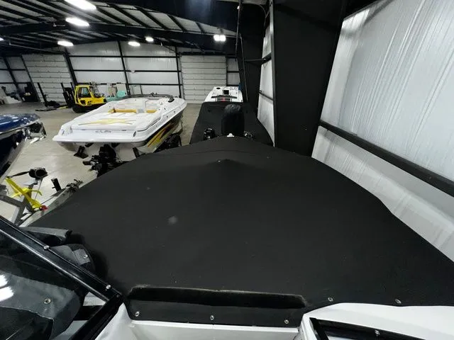 Slide: The Image of Yamaha AR240 HO 2016 - 16