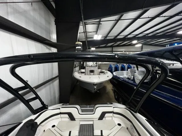 Slide: The Image of Yamaha AR240 HO 2016 - 19