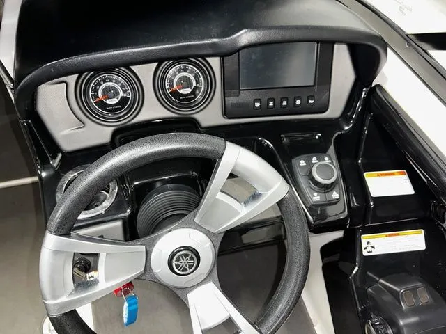 Slide: The Image of Yamaha AR240 HO 2016 - 21