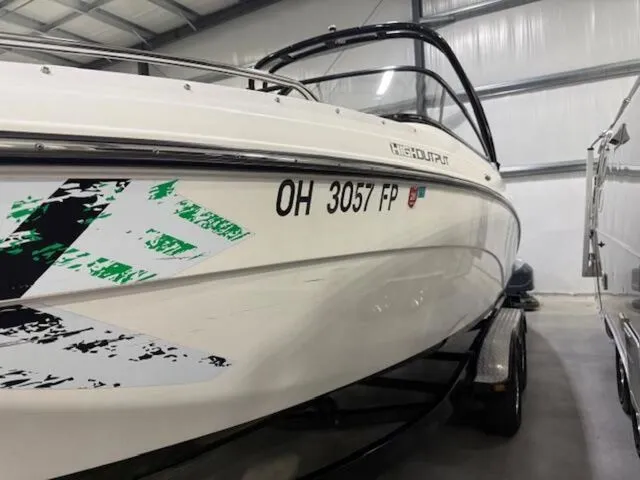 Slide: The Image of Yamaha AR240 HO 2016 - 3