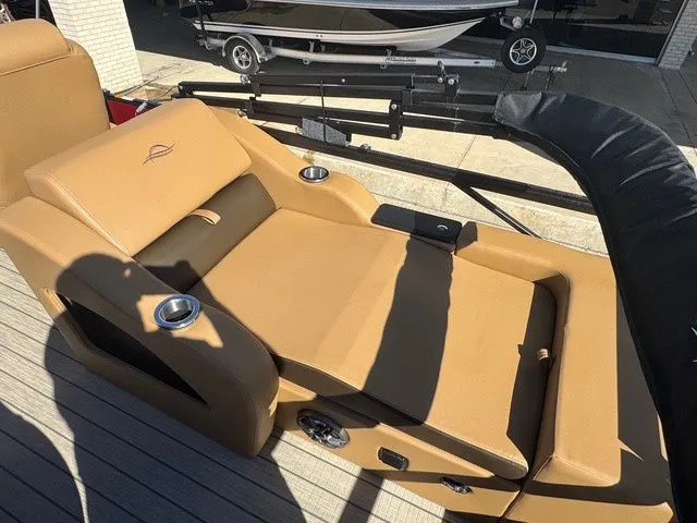 Slide: The Image of SunCatcher Fusion 322SS 2026 - 24