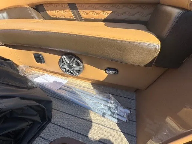 Slide: The Image of SunCatcher Fusion 322SS 2026 - 30