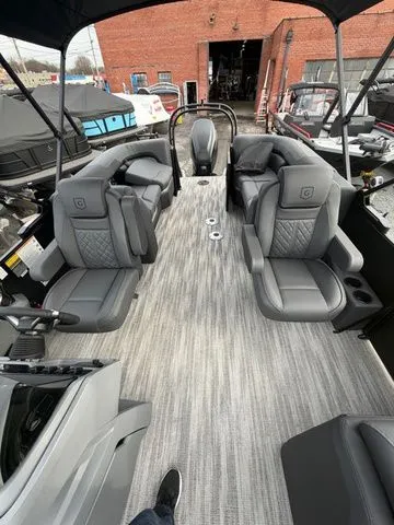 Slide: The Image of Godfrey Sweetwater 2286 SBC - 250 Yamaha 2026 - 5