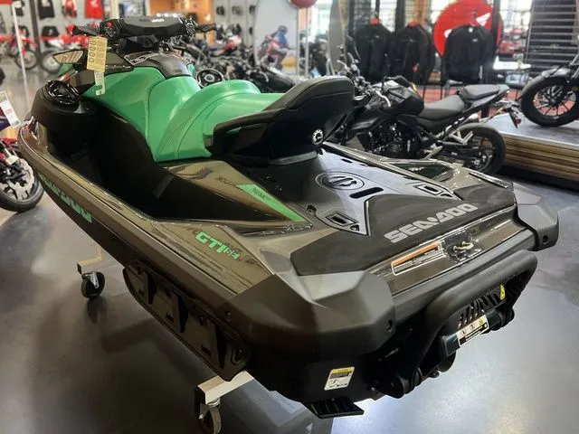 Slide: The Image of Sea-Doo GTI SE 170 2026 - 15