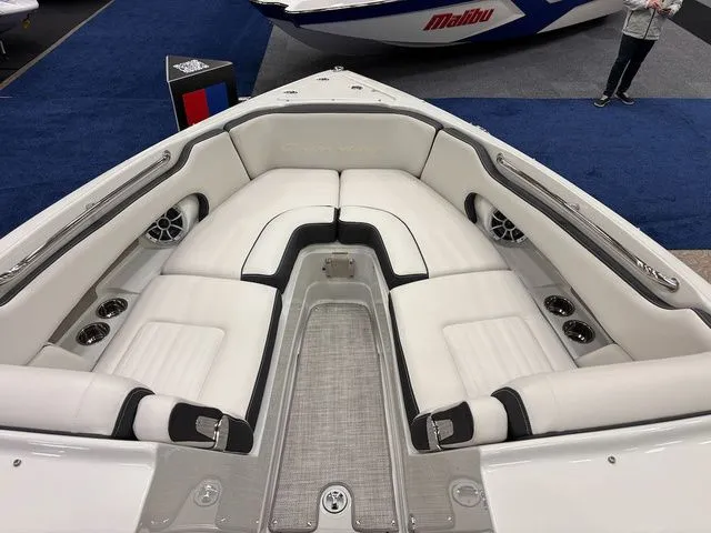 Slide: The Image of Crownline Boats 278 SS 2026 - 11
