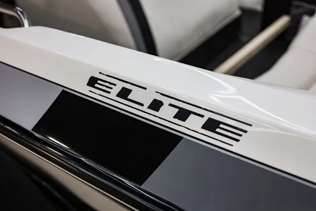 Slide: The Image of Centurion 22 Elite 2000 - 13