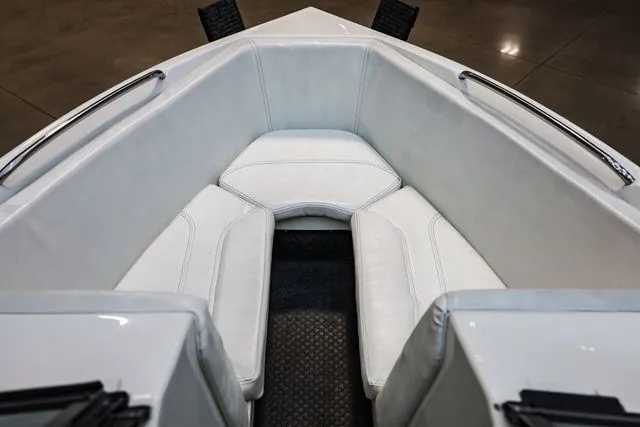 Slide: The Image of Centurion 22 Elite 2000 - 26