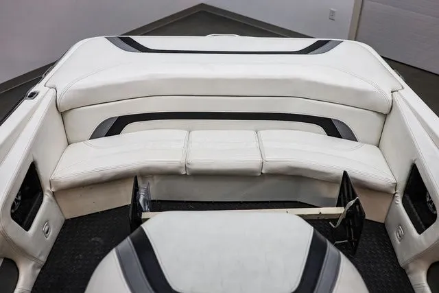 Slide: The Image of Centurion 22 Elite 2000 - 27