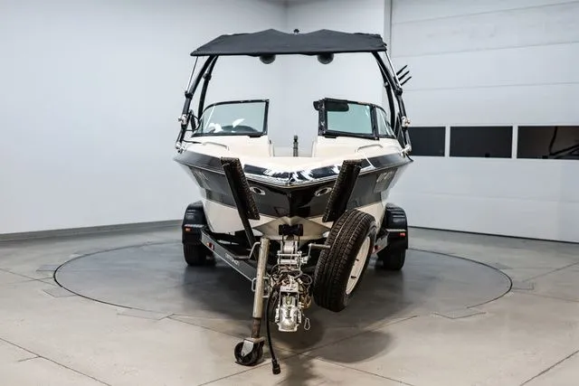 Slide: The Image of Centurion 22 Elite 2000 - 3