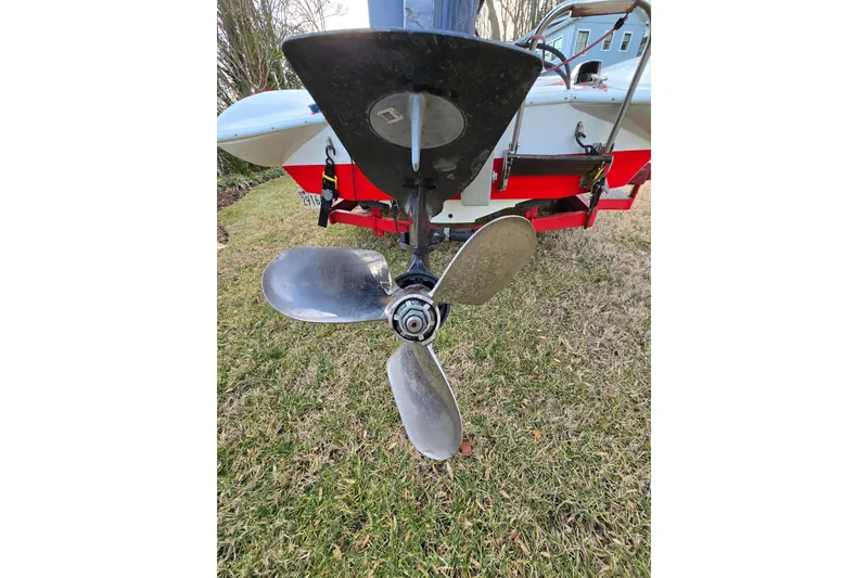 Slide: The Image of 1978 Allison Boats 20 propeller and stern view on grass. - 22