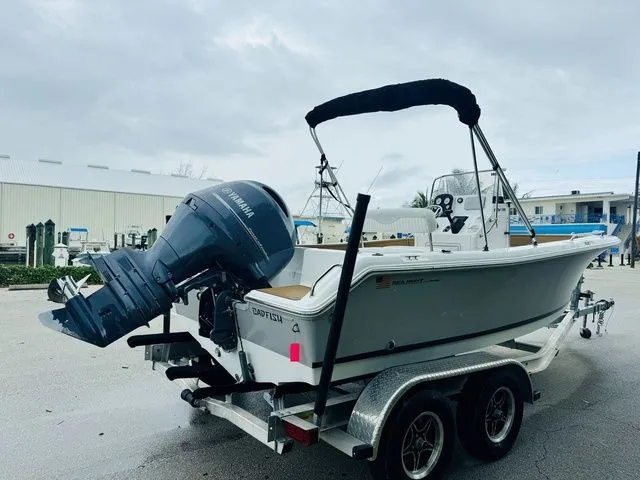 Slide: The Image of Sea Hunt Triton 196 2008 - 20