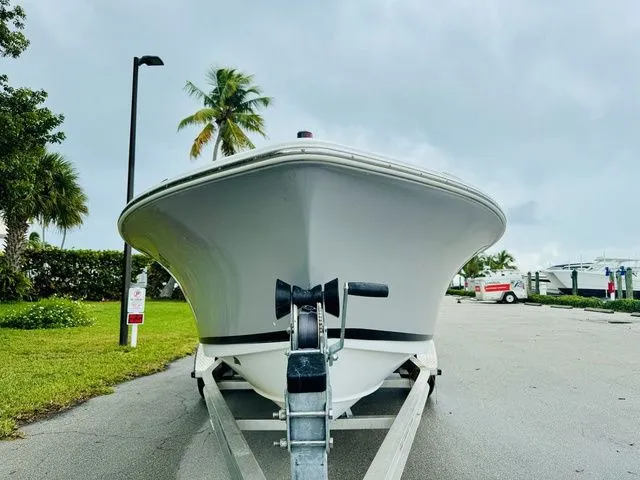 Slide: The Image of Sea Hunt Triton 196 2008 - 23