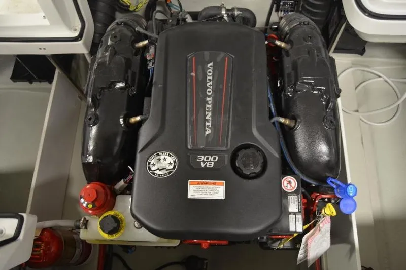 Slide: The Image of Volvo Penta 300 V8 engine in 2018 Cobalt R3 boat, detailed view. - 15