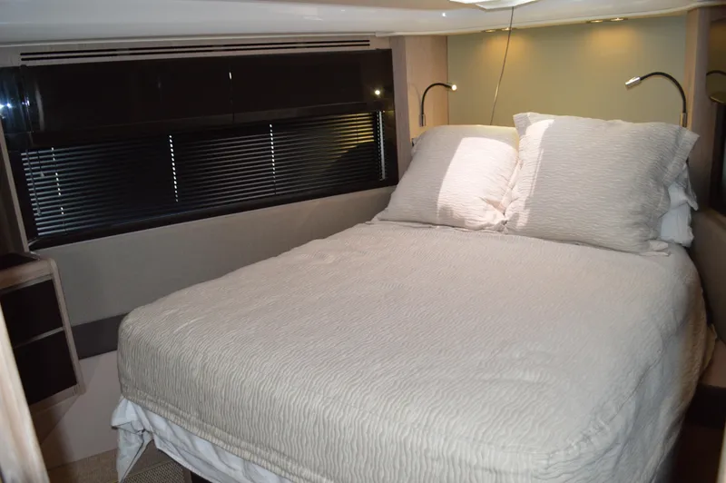 Slide: The Image of Azimut Atlantis 51 2019 - 64