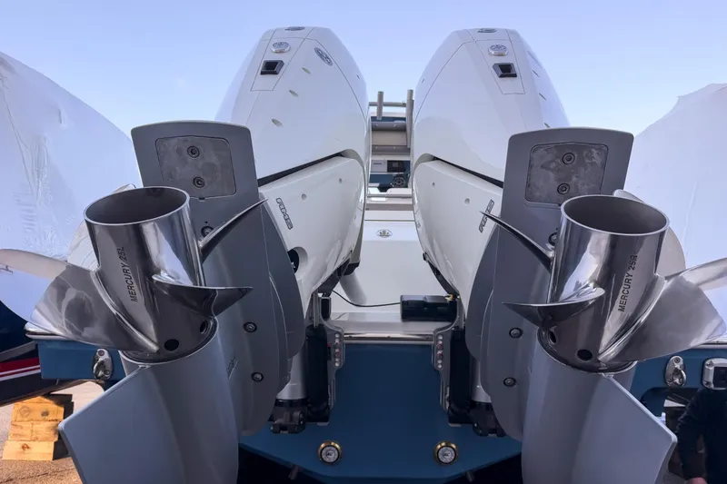 Slide: The Image of Solace 32 CS 2026 boat engines with Mercury propellers. - 9