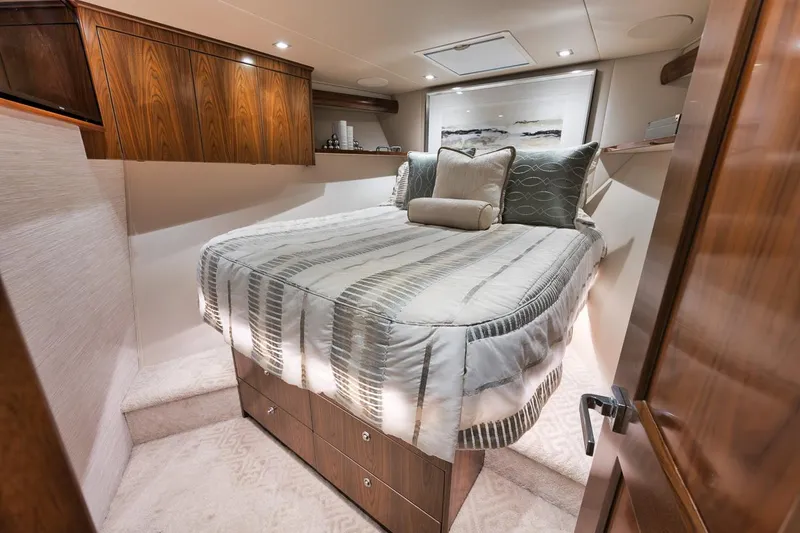 Slide: The Image of Viking 68 JO-LI - Interior Guest Stateroom - 26