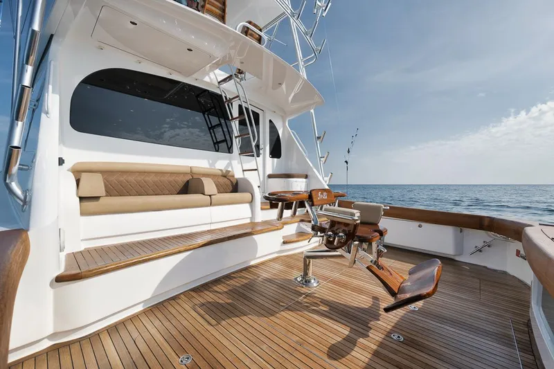 Slide: The Image of Viking 68 JO-LI - Exterior Cockpit - 37