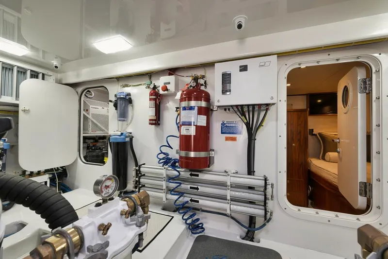 Slide: The Image of Viking 68 JO-LI - Engine Room - 70