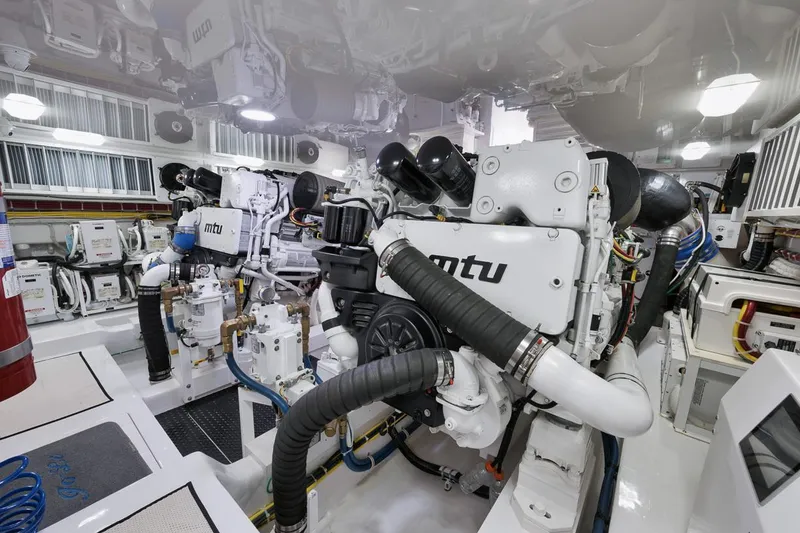 Slide: The Image of Viking 68 JO-LI - Engine Room - 75