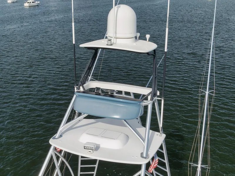 Slide: The Image of Viking 68 JO-LI - Exterior Profile - 90