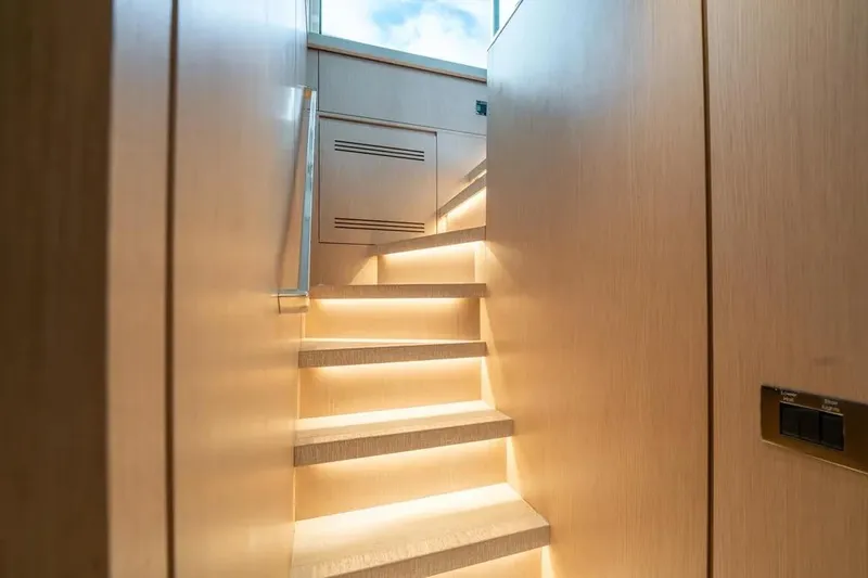 Slide: The Image of Modern interior staircase with ambient lighting on Sanlorenzo SX76 yacht, 2021 model. - 43