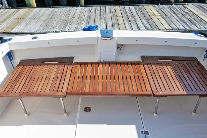 Slide: The Image of ARCHIMEDES, 2005 Back Cove 29 Hard Top - 12