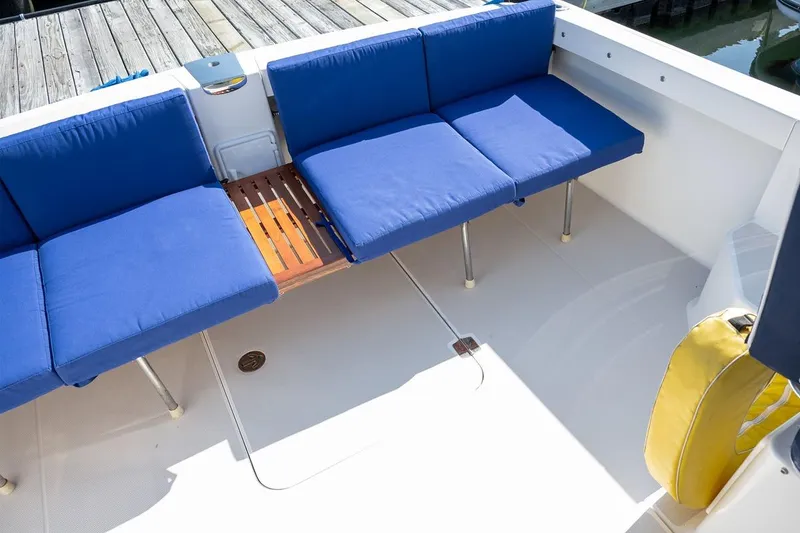 Slide: The Image of ARCHIMEDES, 2005 Back Cove 29 Hard Top - 9